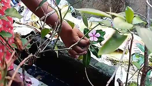 Sexy bhabhi devar ne flating karke pata liya uske baad puri raat kiya sex