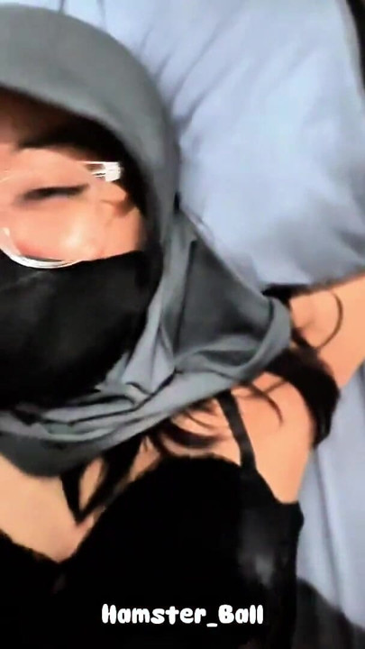 This Small Cock Can Make This Desi Hijab MILF Orgasm | Clip 1