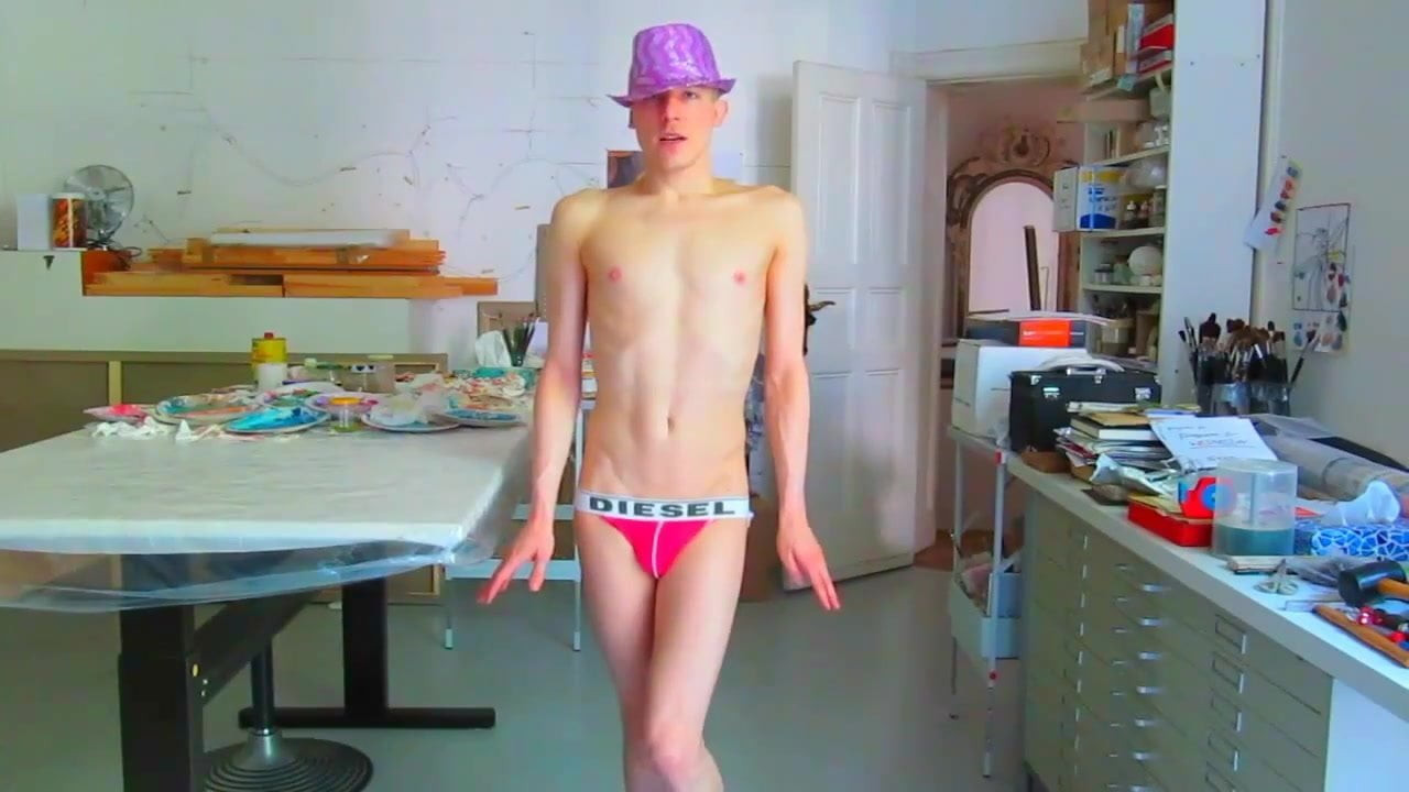 TWINK IS ALWAYS HUNGRY FOR RAW COCK