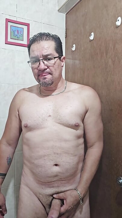 Before a bath I played with
