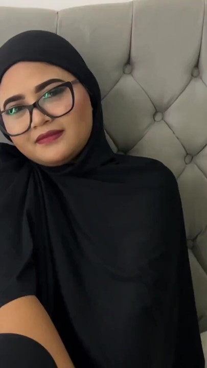 Religious Muslim Stepsister Puts Her Beliefs Aside To Try A Cock | Clip 1