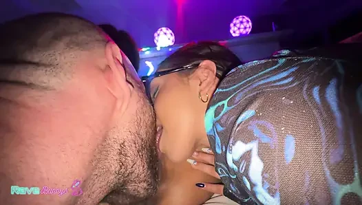 Clara trinity und madison wilde werden aus der afterparty zu einem wilden dreier!