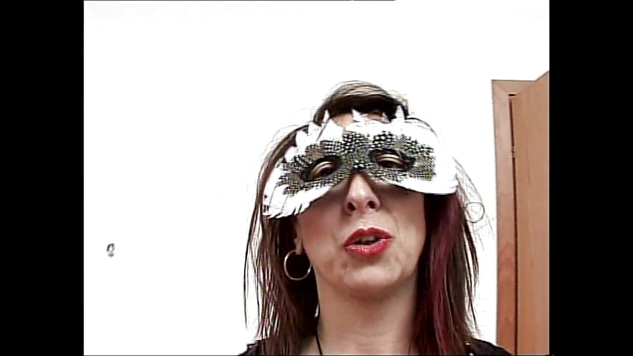 A Hairy Pussy of Italian Amateur