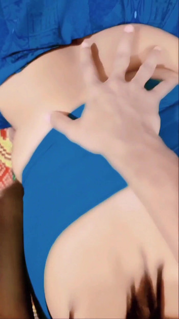 Marati žena ima seks sa mladim dečkom kada njen muž ide u kancelariju | Klip 2