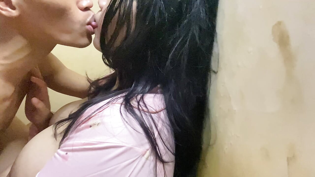 Aku Lagi Sange Dan Abang Ku Mengajak Aku Ngentot Dan Bikin Dia Sampai Keluar Sperma