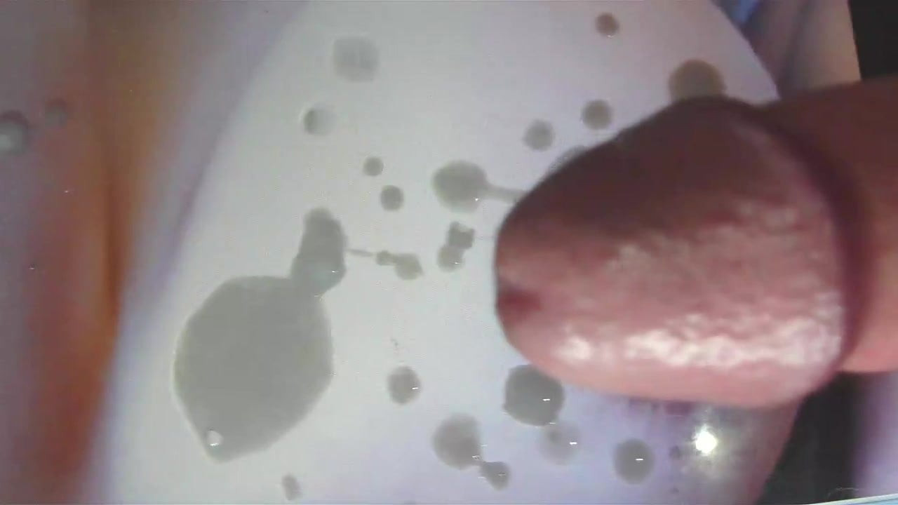 Pam549 gets Tossers very splattery load