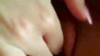 Masturbating fingering pussy