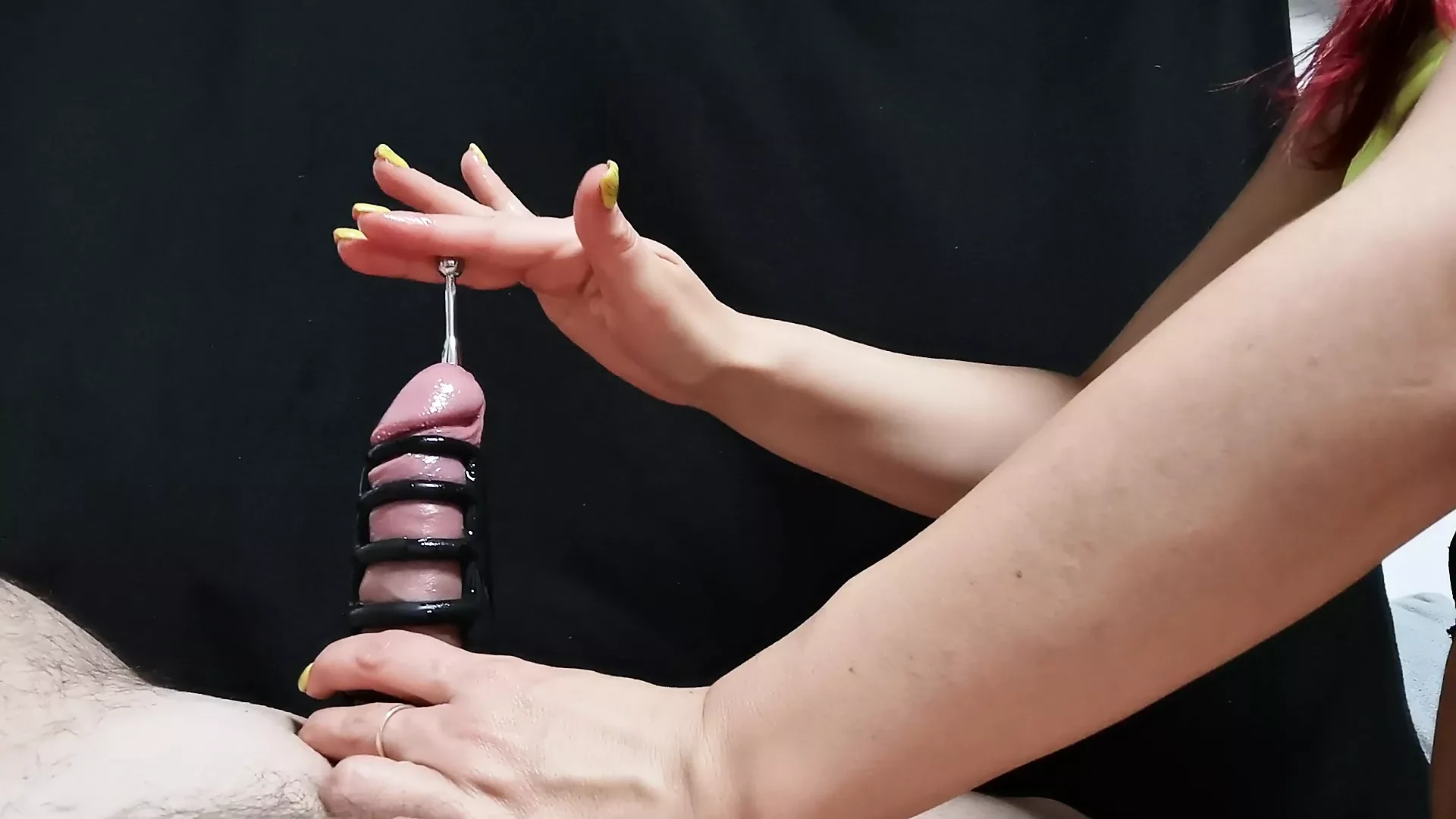 Domina, Harnröhre klingend und Sperma