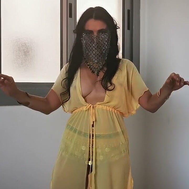 Veiled Beauty’s Slow Oriental Striptease