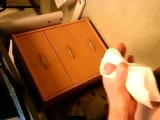 no hands