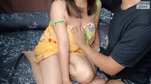 Body Mantep Kakak Tiri Hyper Bikin Sange
