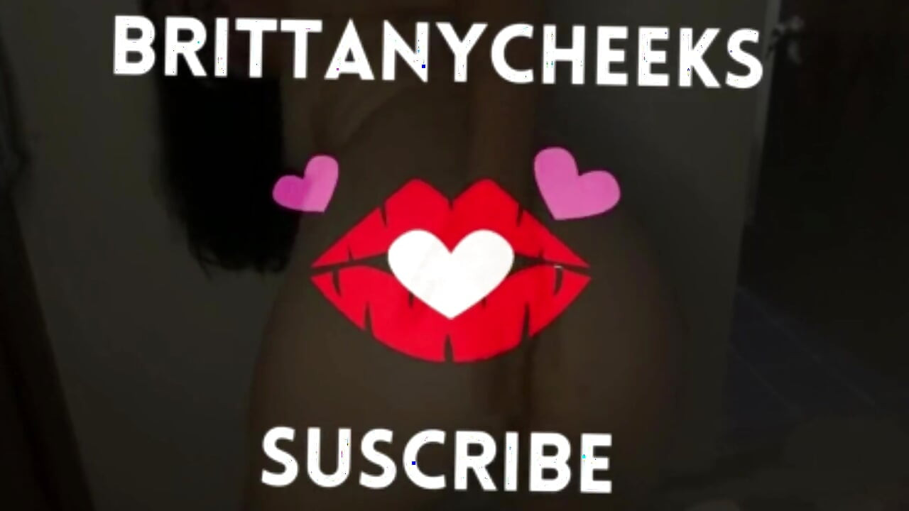 I discover my stepsister doing porn