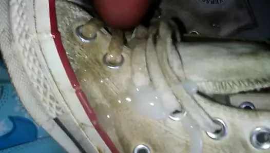 Converse yeni ve kirli boşalmak 4