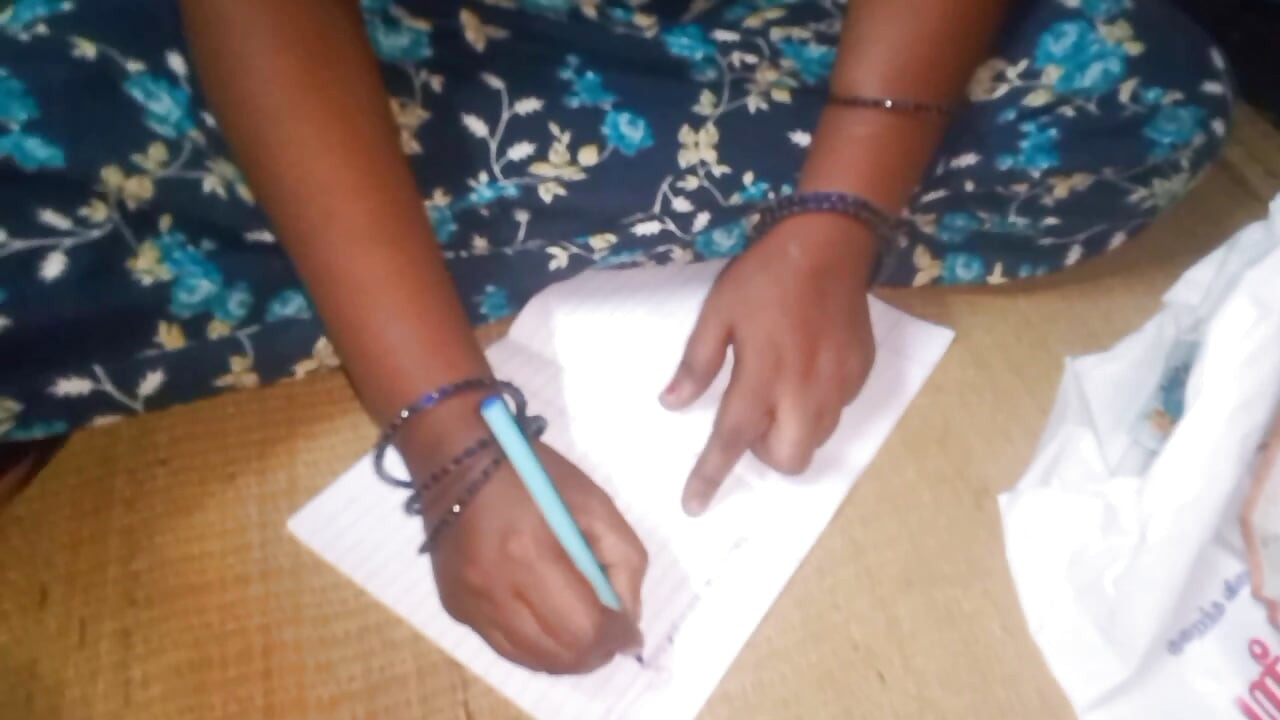 Rekaman seks tante seksi india ngentot tanpa kondom