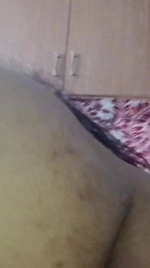 Desi vruća teta sa super sisama i psećim položajem, seks u prednjoj pozi | Isječak 1