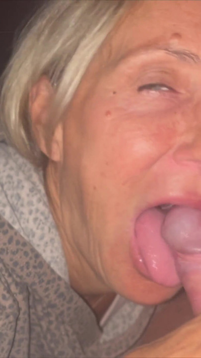 POV Blowjob with Cum for My Fans to Cum with.