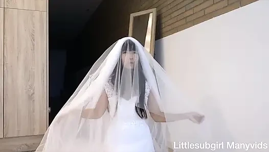 Vampire Bride Gets Fucked & Squirts - 4K