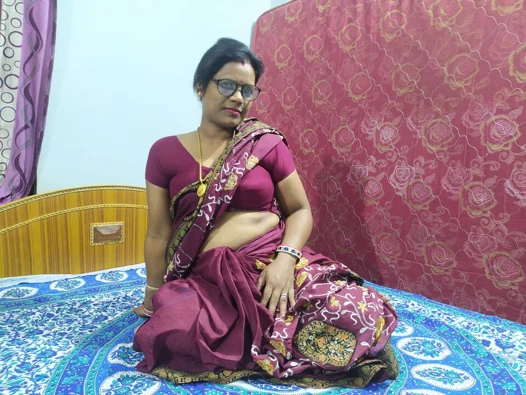 Mysore IT Professor Vandana Sucking and fucking hard in doggy n cowgirl style in Saree with her Colleague at Home on Xhamster