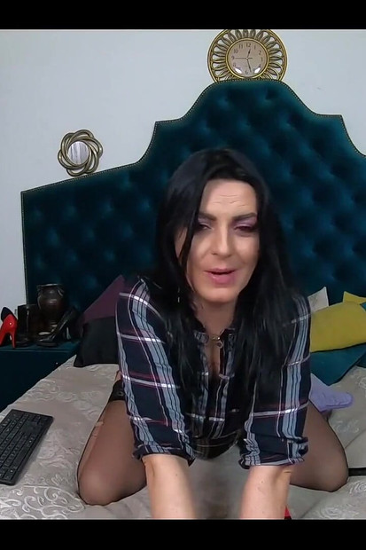 Great Orgasm and Pussy Juice From Milfycalla - Milfycalla Did an Amazing Show Again.