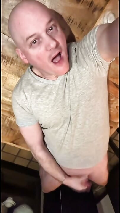 Compilation cumshot of a little gay