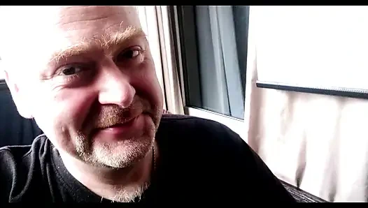 Aimee dan peter merekam video musiknya dengan hasil akhir...