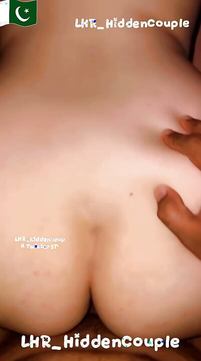 Young Pakistani Cockold couple apni wife ki chudai dekhty hoy boht maza ata