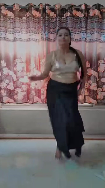 نيكني بقوة أكبر (الفيديو الكامل)