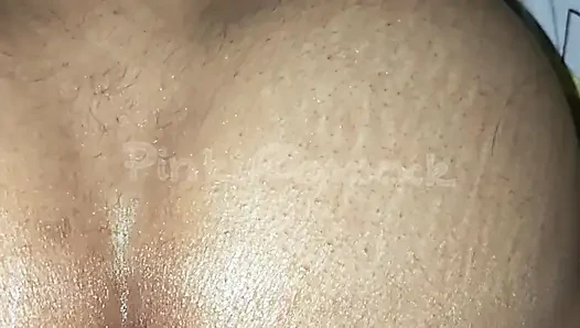 Bakış açısı yakın çekim domaltmalı yağ masajı