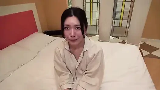 Part 1 "Is it instinct..."Saya (30), a beautiful woman who wants to have a child even if she is single, releases her sexual desire accumulated through sex for the first time in a long time and becomes pregnant!