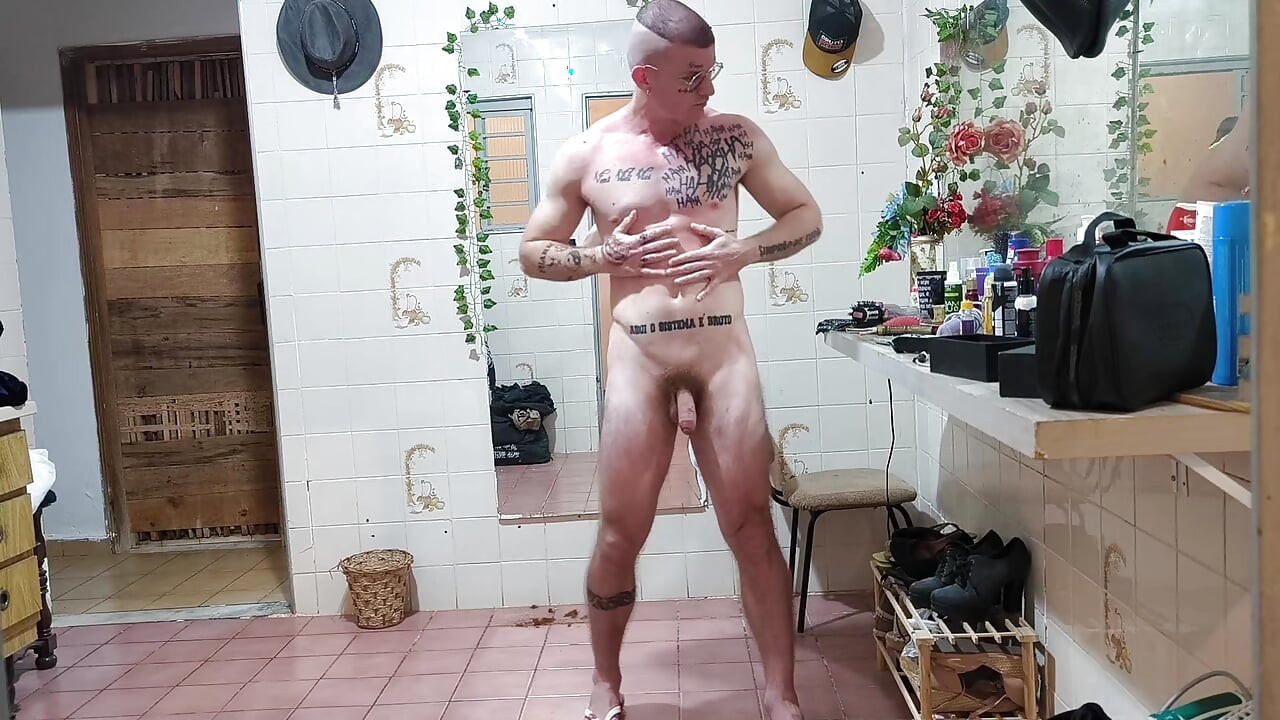 Shaving armpits and arms