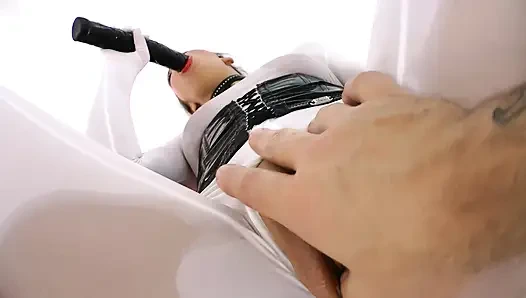 Dünyanın En Büyük Göt Sikicisi Büyük Götü Sert Sikiyor