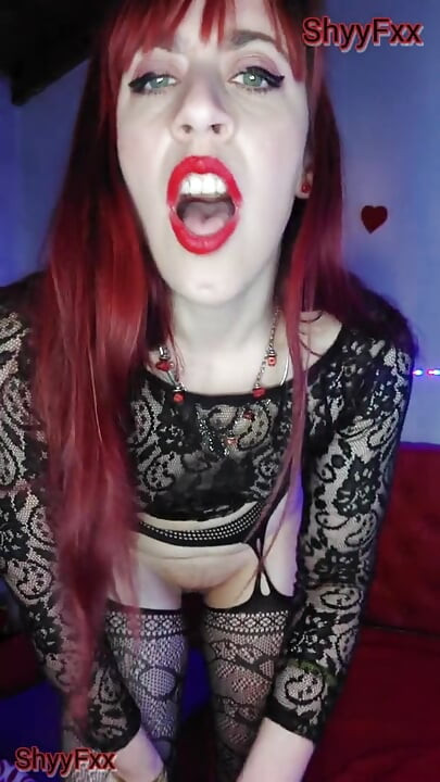 Shyyfxx a Hungry Vampire Who Uses You to Relieve His Roleplay Fever JOI