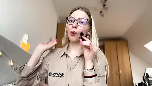 Apakah aku merosot? Femdom