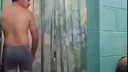 İsa heyecanlı boksörde