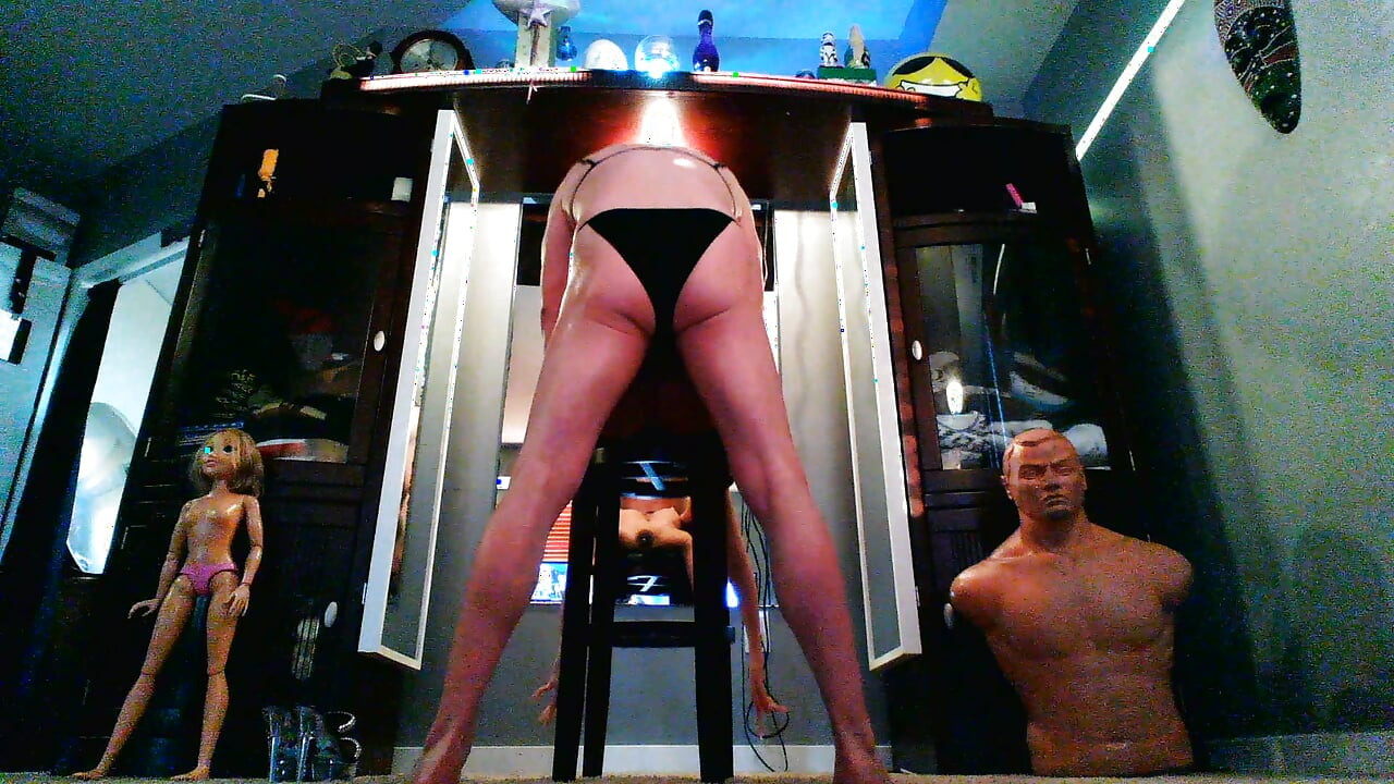 JoeyBikini Fucking SexDoll