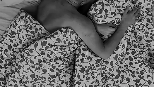 Overhead Night Cam MILF - Real Amateur Couple in Black and White with Loud Female Orgasm