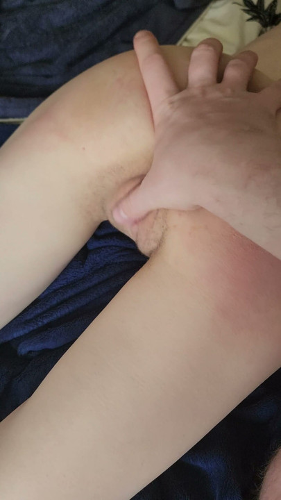 Teen gets her ass slapped, her ass fingered, and her pussy jerked off to her orgasm. Slapping Instructions | Clip 2