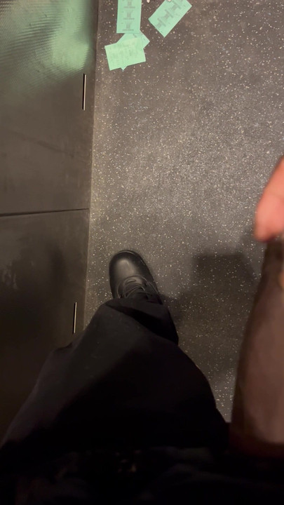 공공 엘리베이터에서 즐기는 재미