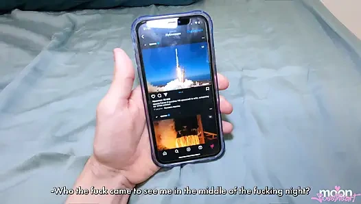 Eski kız arkadaşım özür dilemeye geldi. Edepsiz bir fahişe gibi sikiliyor