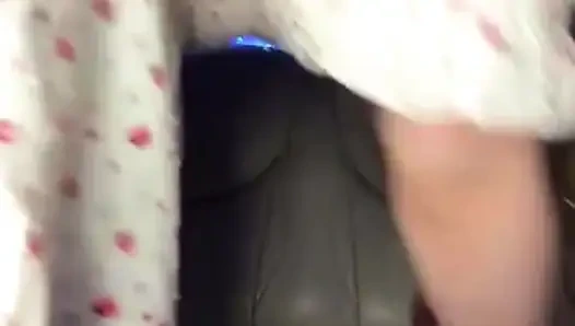 Jucielussie twerking dengan stoking seksi