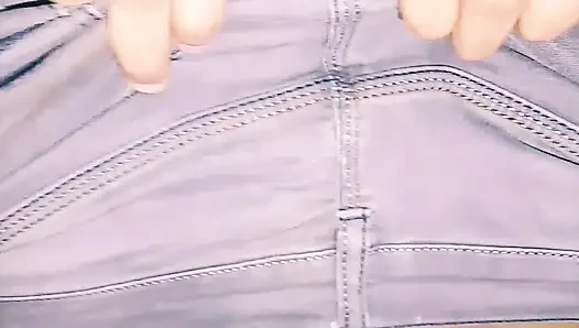 Горячая грудастая жена трахается с парнем помоложе, когда ее мужа нету