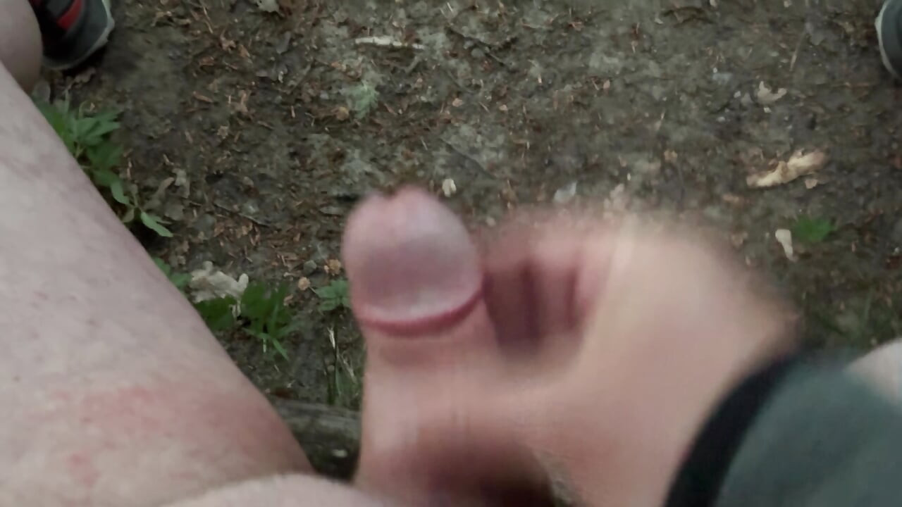 Wanking at a lake with lots of cum