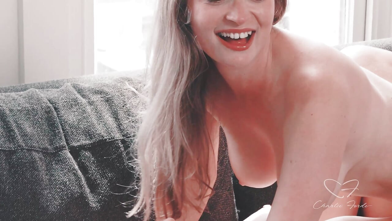 Sunshine Featuring Charlie Forde, Laney Day, Felina Fox