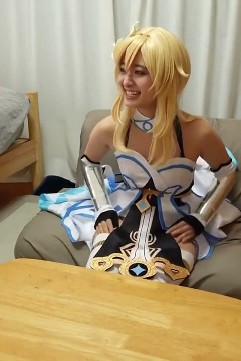Viral cosplayer menajeri ile sns içeriği çekiyor. Seans yoğun derin sekse dönüşüyor.