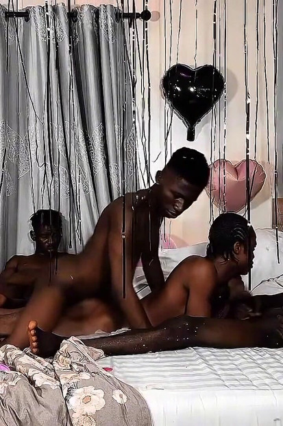 Happy Birthday to Me 16 Cute Guys Celebrated It with Me