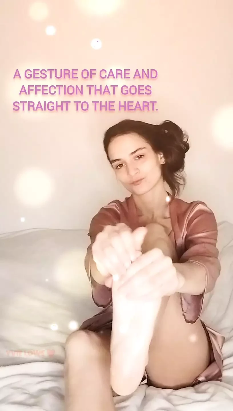 Let yourself be seduced. Scp-XXX, the real life succubbus. - petite brunette Yvie Lowe ❤️