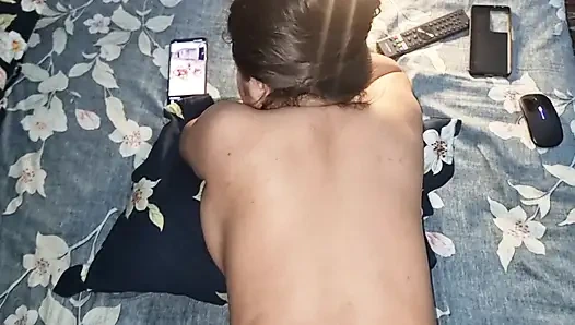 Ngentot memek habis-habisan gaya doggy baru, video baru suara bangla