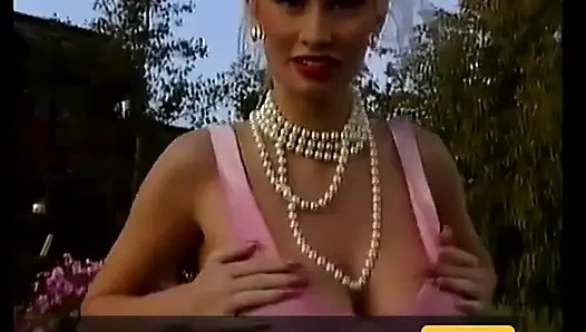 Electric Blue Special: Boobmania 1