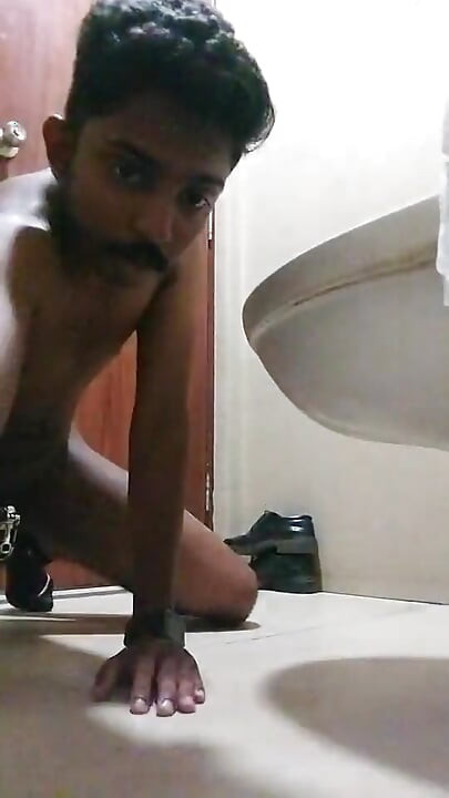HeadmasterDumbFag Shithin  Pissing om floor  and Cleaniing