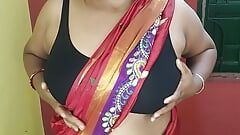 Horny Indian gorgeous mom showing her armpit and playing with her pussy closeup